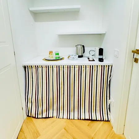 Comecasa Modern Flat Near Arena Di Walk Everywhere