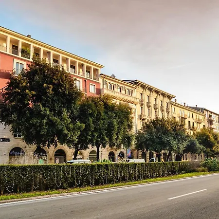 Comecasa Modern Flat Near Arena Di Walk Everywhere Apartman *